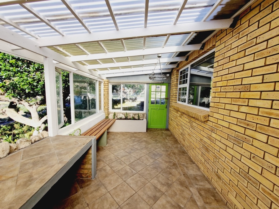 3 Bedroom Property for Sale in Stilbaai Wes Western Cape